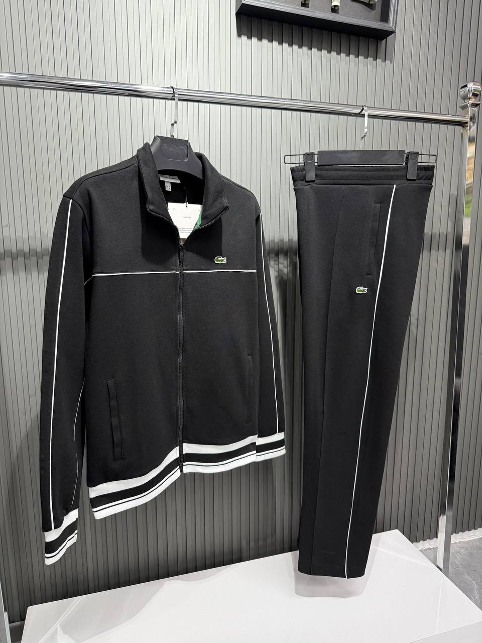 Męski Dres Lacoste Style Czarny – Bluza na Zamek + Spodnie