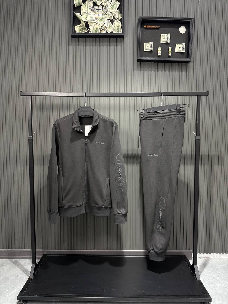Męski Dres Calvin Klein Style Szary – Bluza na Zamek + Spodnie